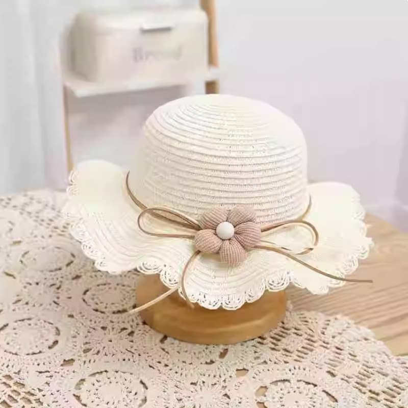 Single-flowered beige hat