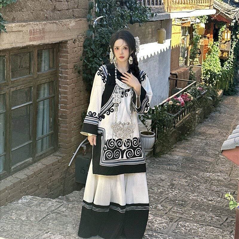New Yi clothing studio clothing new Chinese style Chinese style girlfriends travel photography traditional minority Photo Clothing 2