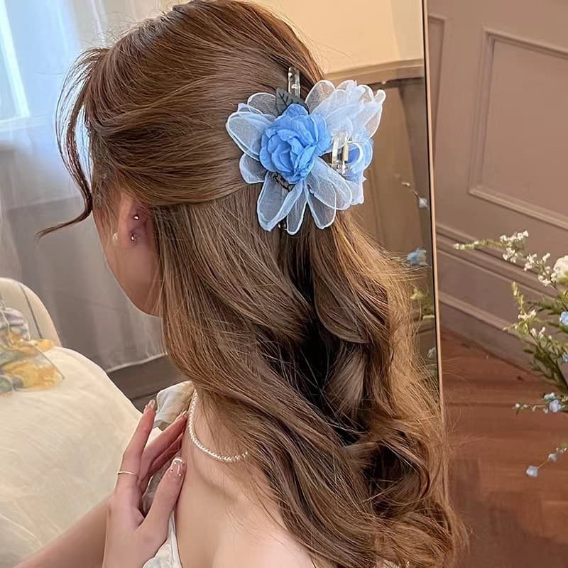 5039 flower clip-fresh blue