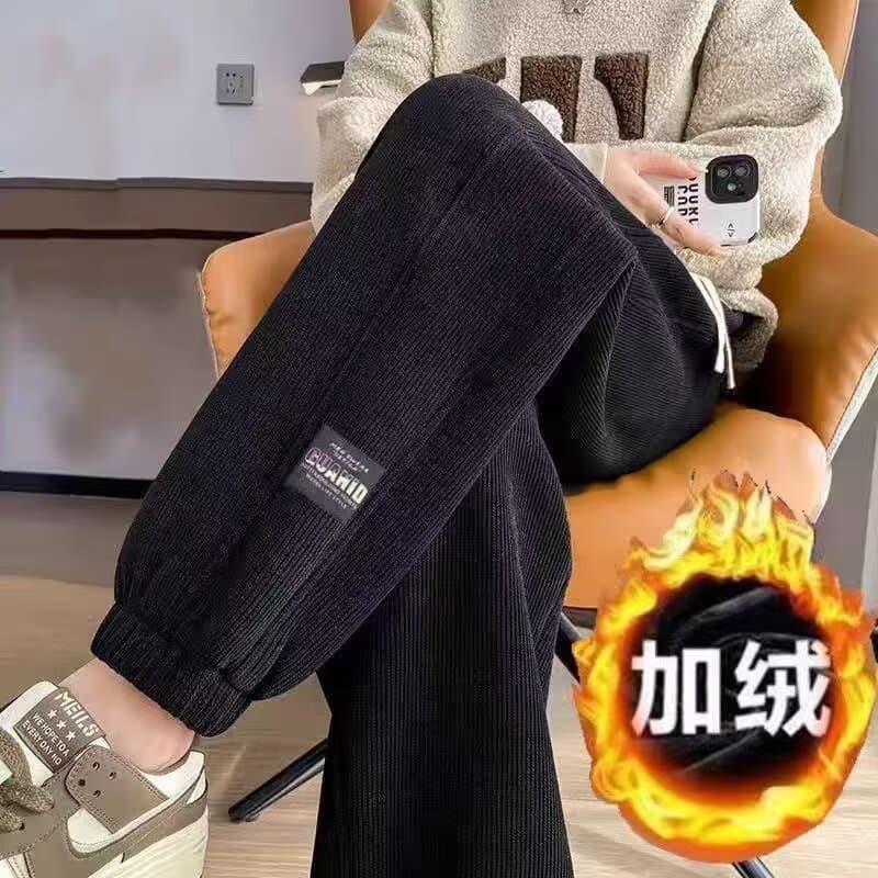 Black fleece-lined