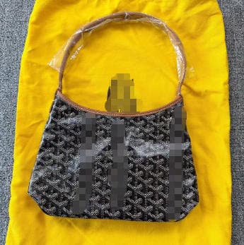 Brown [mini hobo bag]