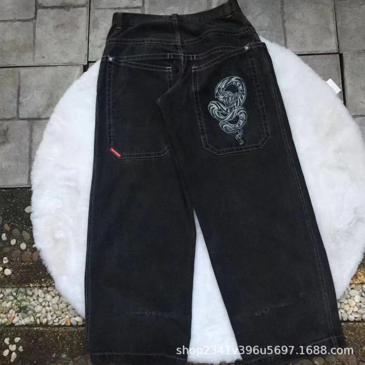 N21 [Black]]