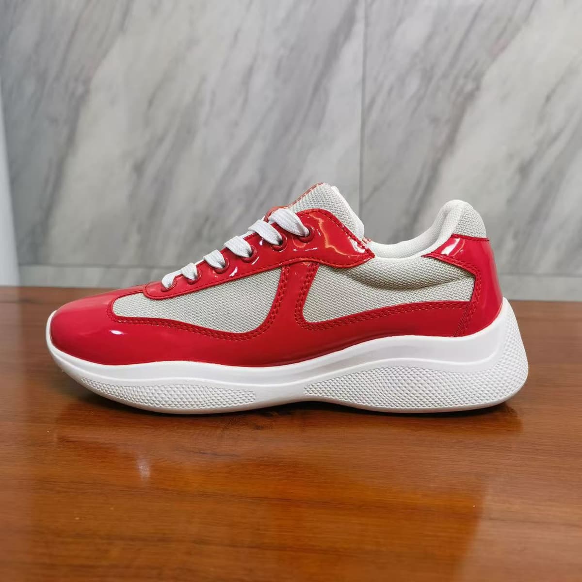 Jinwanjia---pula black and red