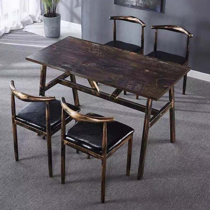 Hk120*60 table and four chairs [old license plate]