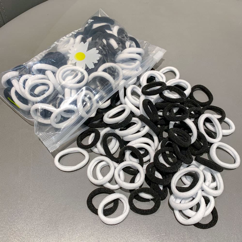 [chrysanthemum bag] 50 pieces in black and white [about 3cm]