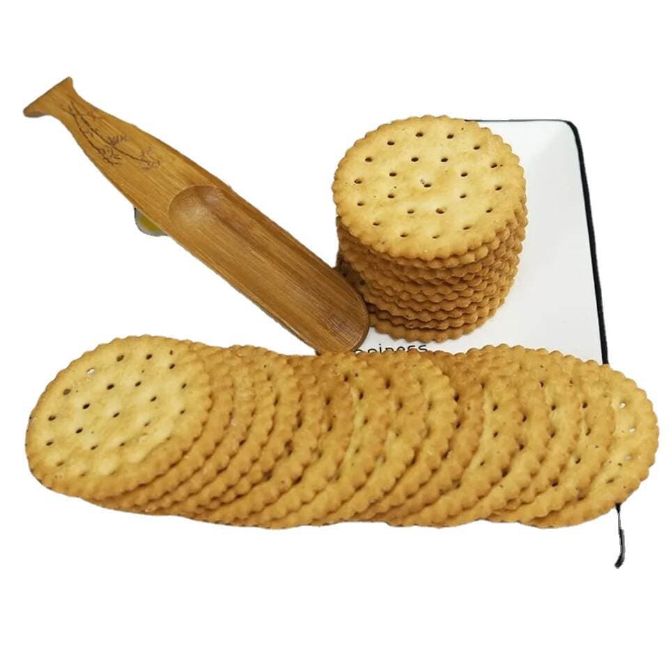 Big red jujube cracker supermarket with nostalgic snack breakfast puffed food biscuits wholesale whole box 5