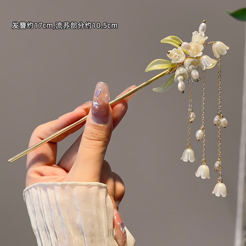Lily of the valley tassel