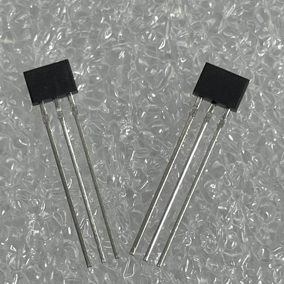 Ah710 Hall Sensor Motor High-Sensitivity Sensor Package Sop-8 To94 Low-Power Consumption Design 2