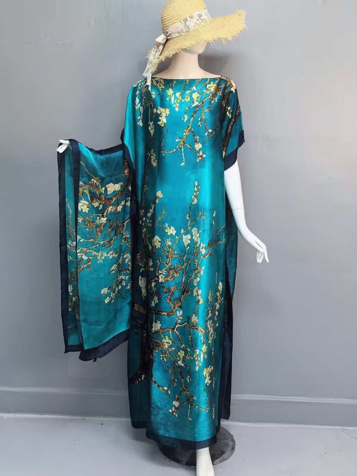 299-blue plum blossom