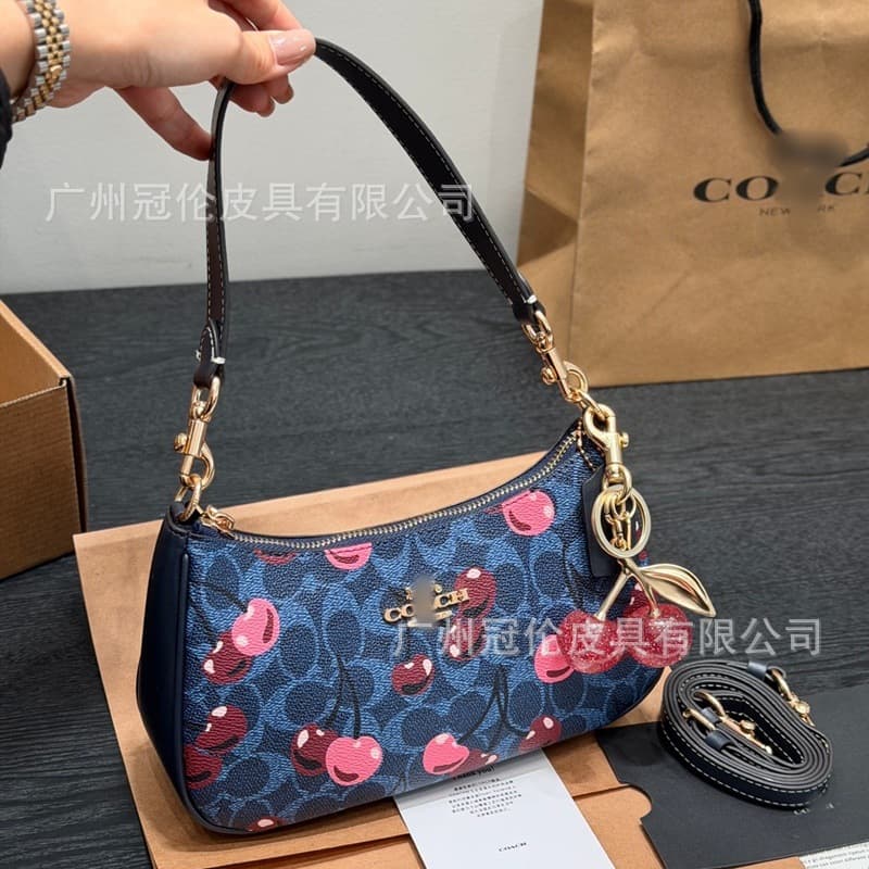Cherry blue + gift box