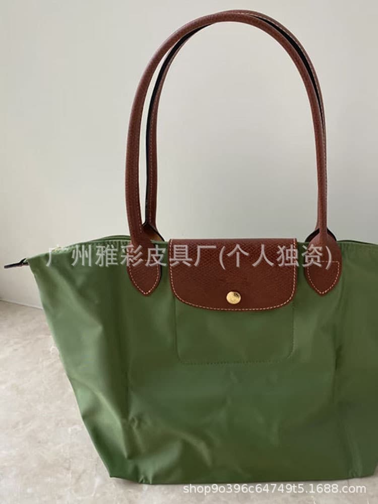 Classic moss green