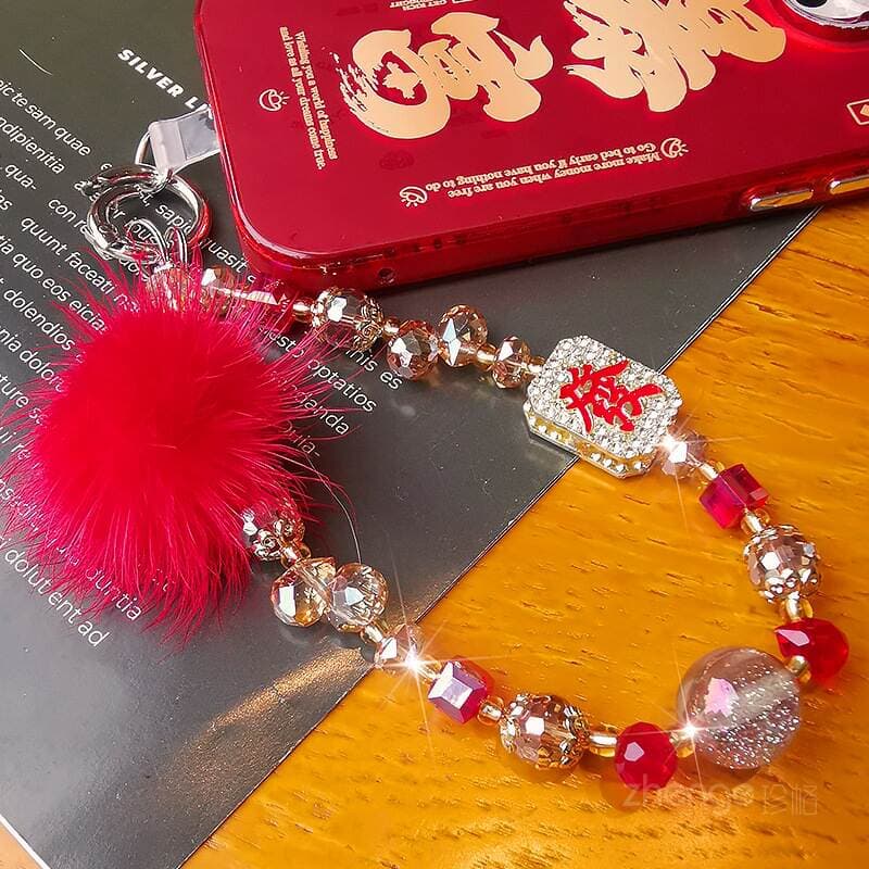 Mobile Phone Chain Pendant for Women to Make Money, Crystal Fur Ball Beaded Wrist Rope, Short Style for Outdoor Travel, Shopping and Taking Photos 2