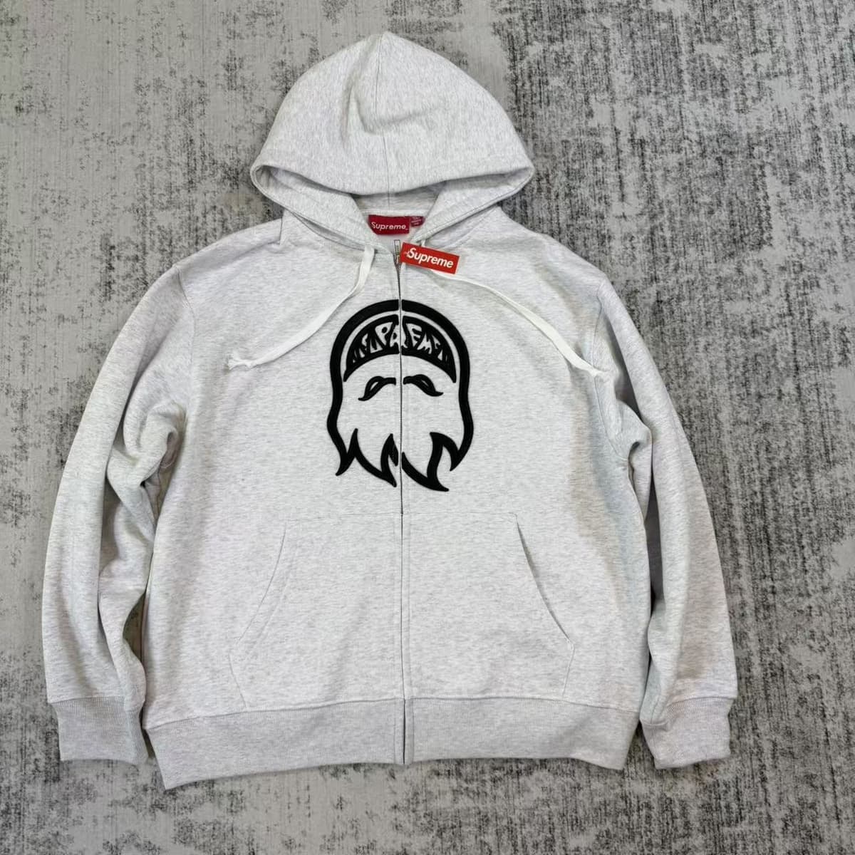 E668 light gray