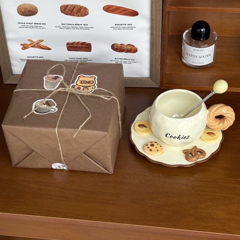 Cookie coffee cup and saucer - custard + ball spoon + exquisite gift package