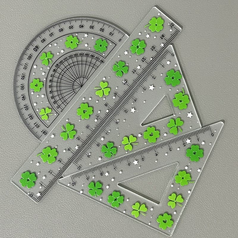 Four-leaf clover ruler set