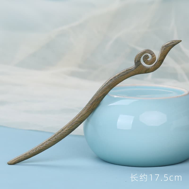 Green sandalwood B- Cyclone