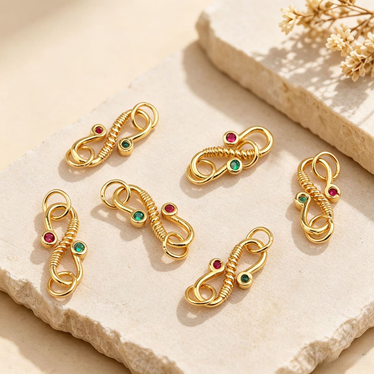 Zirconia-studded S buckle/color-retaining 392HC