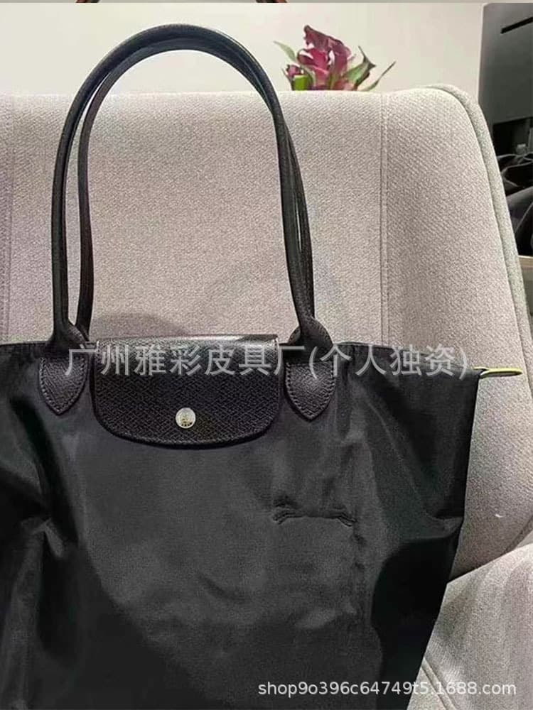 Environmentally friendly black