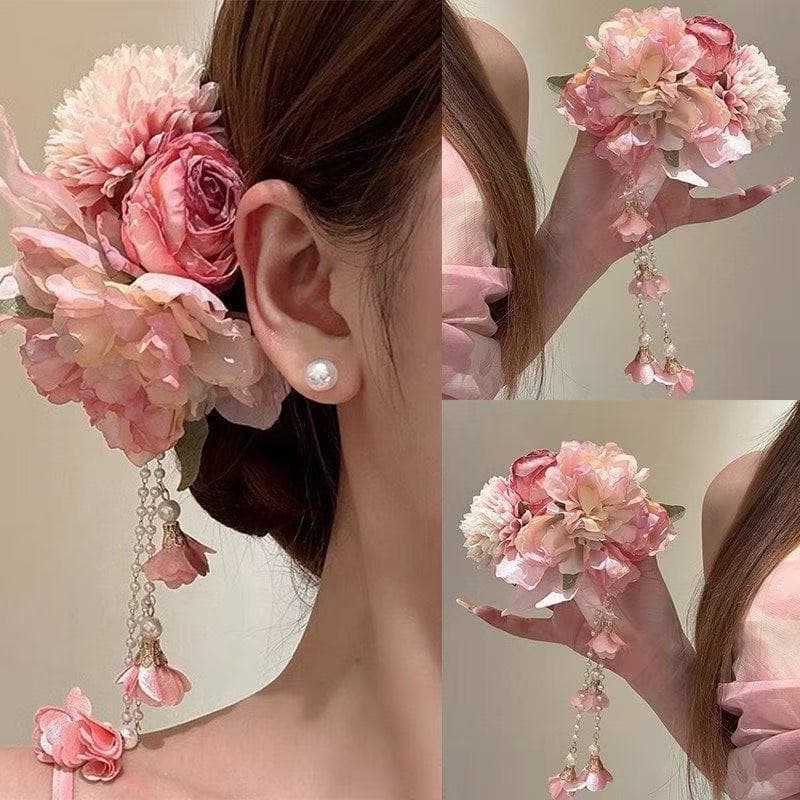 7317 vine pollen tassel flower hair clip