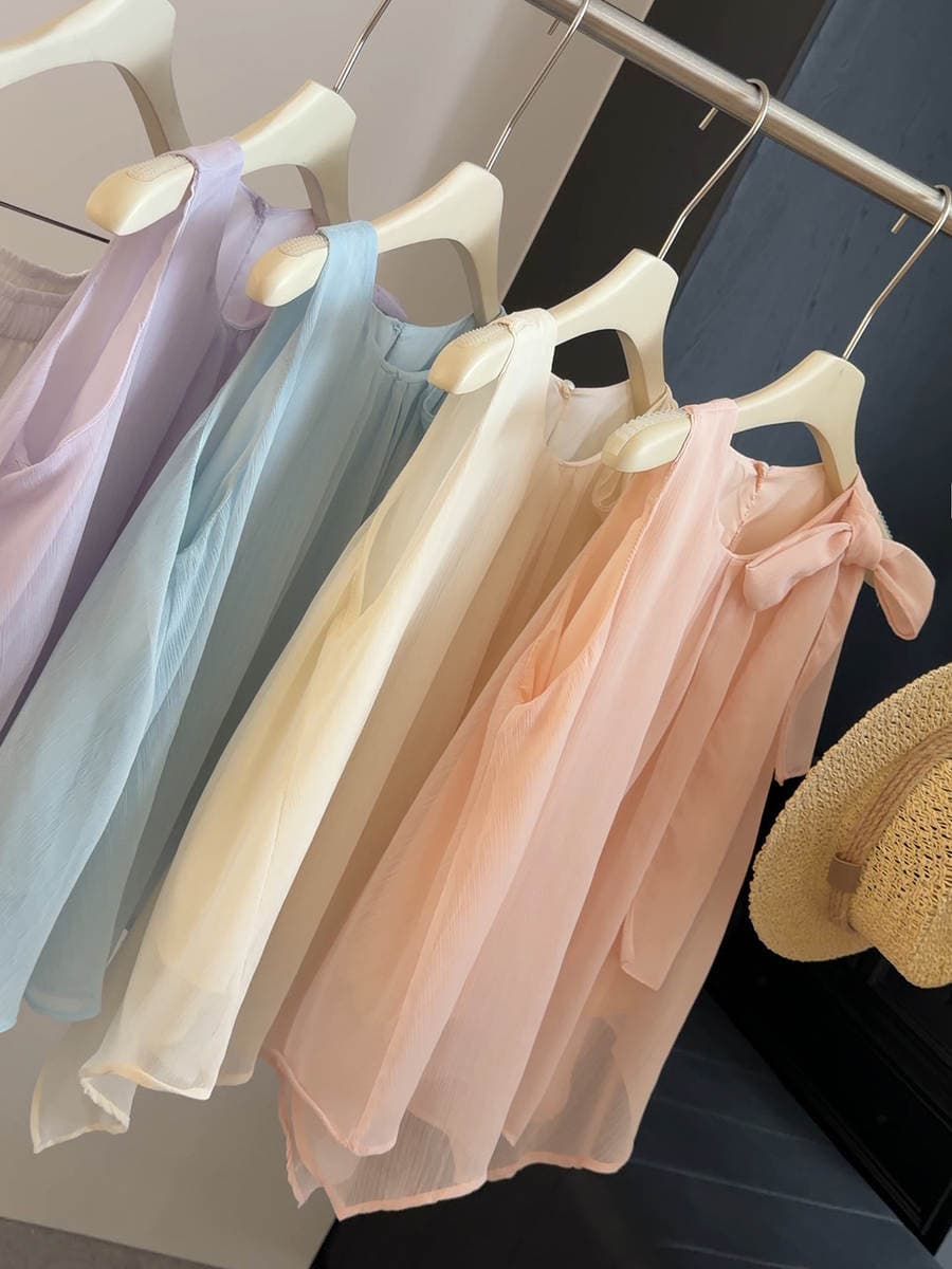 Qadınlar üçün bantlı, lentli, qolsuz, şifon köynək, dəyirmi yaxalı pullover. 4