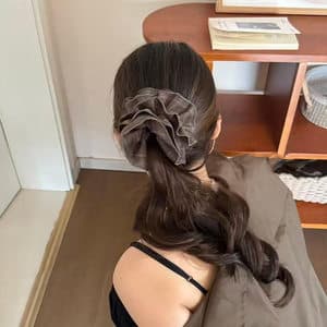 1# brown - bottom clip, approximately 10cm