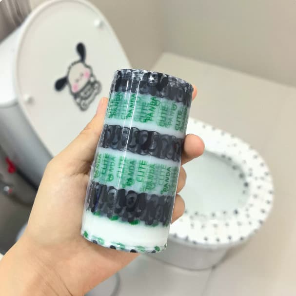 Portable dirt barrier film [1 roll, 133 sheets] - panda design