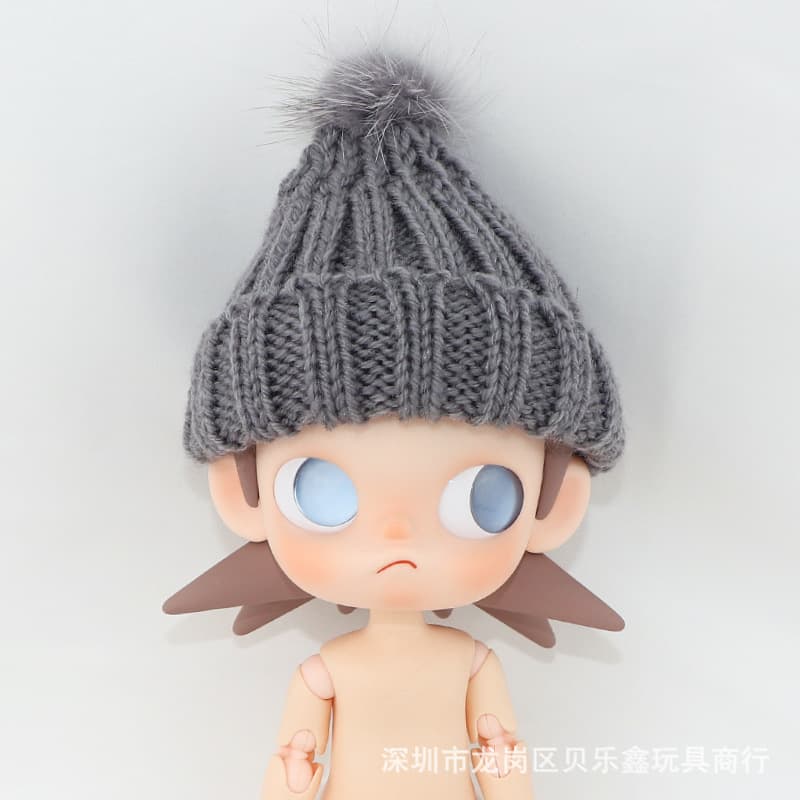 C151 gray fur ball cap (without baby)