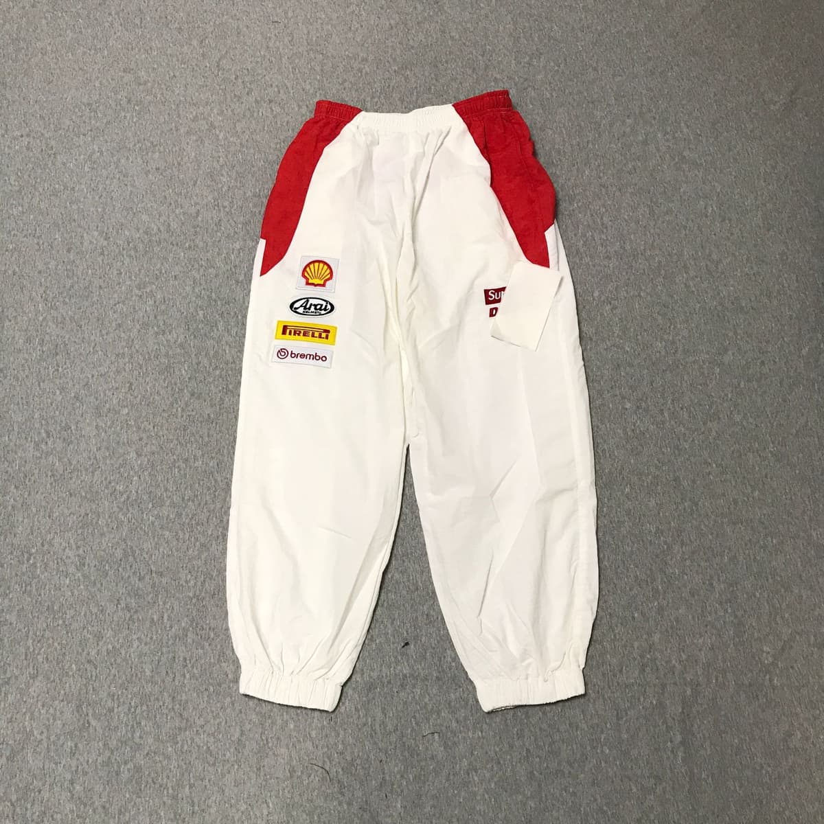 5798 red pants