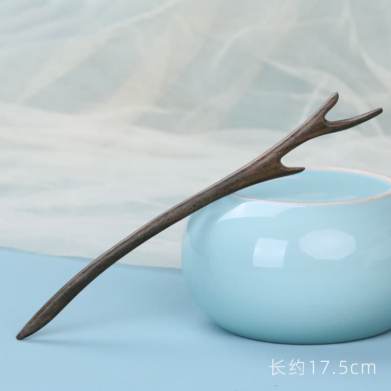 Green sandalwood B- dragon horn