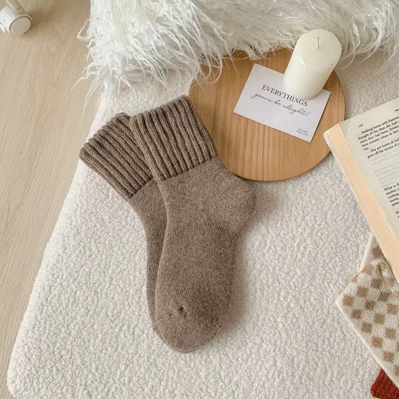 1 pair [thick and warm] khaki