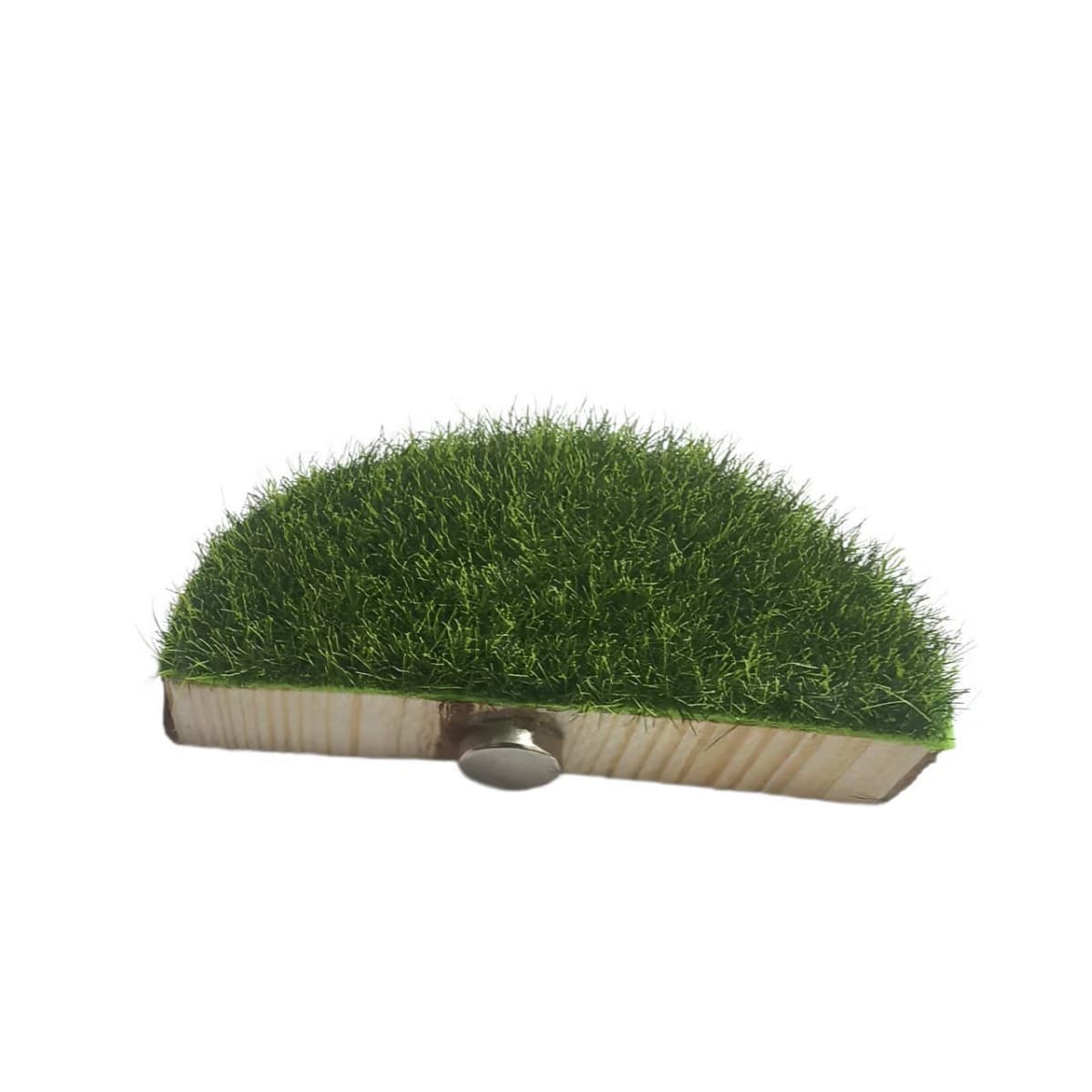 Semi-circular wood chips + 1 pair of magnets (with turf)