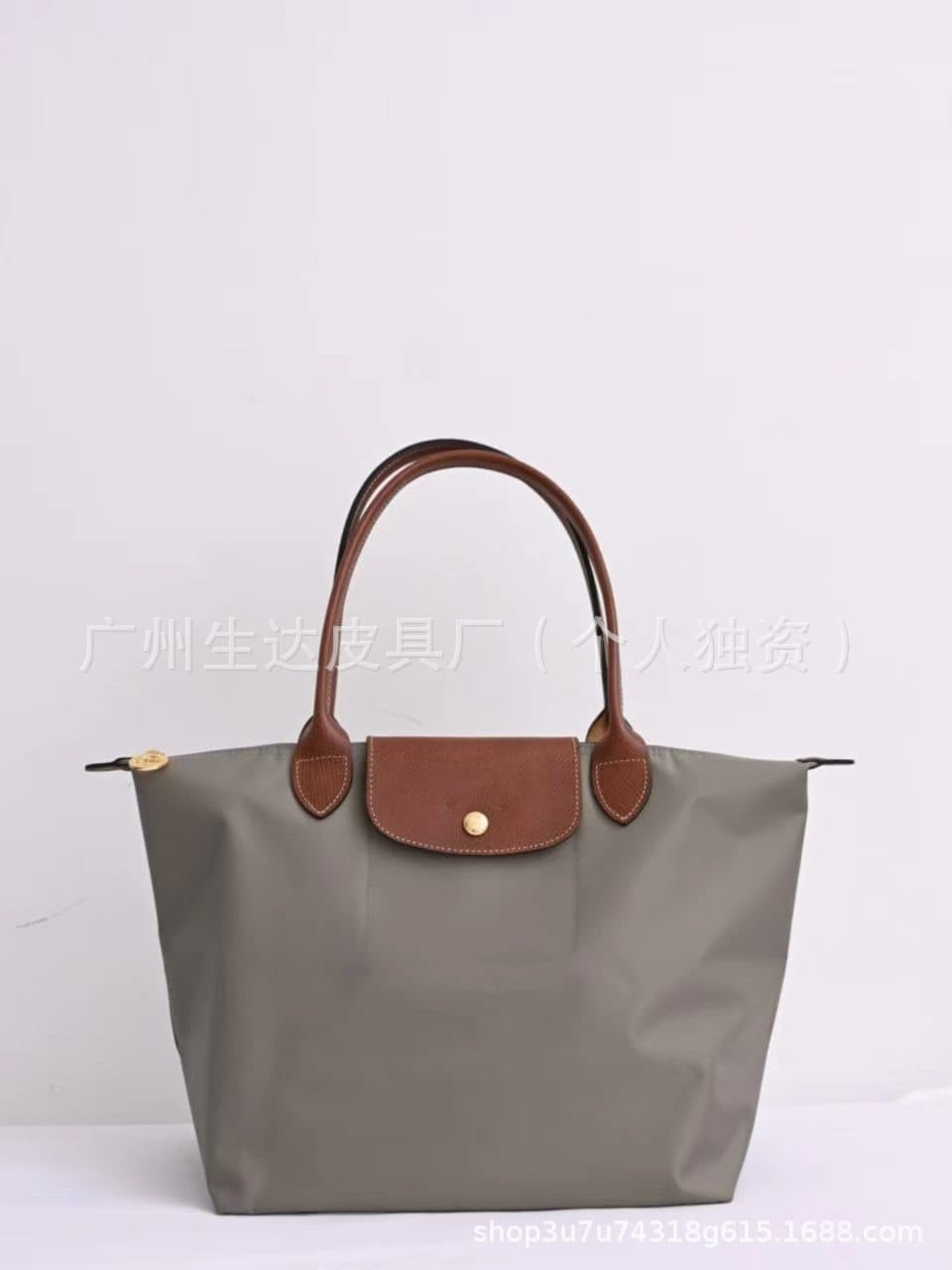 Classic dove gray