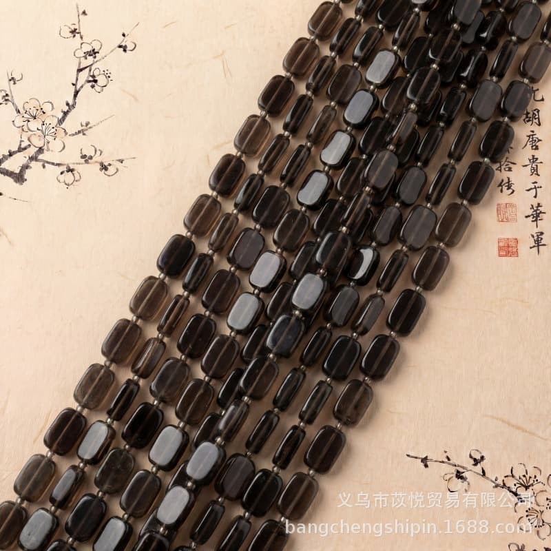 Natural obsidian