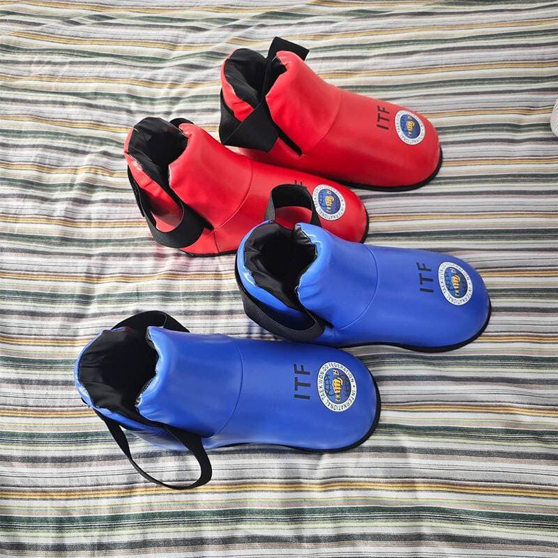 Itf Taekwondo Competitive Gloves, Foot Guards, Boxing Gloves, Training Protective Gear Set, Foot Protection, Shoulder Protection, and Warmth 4