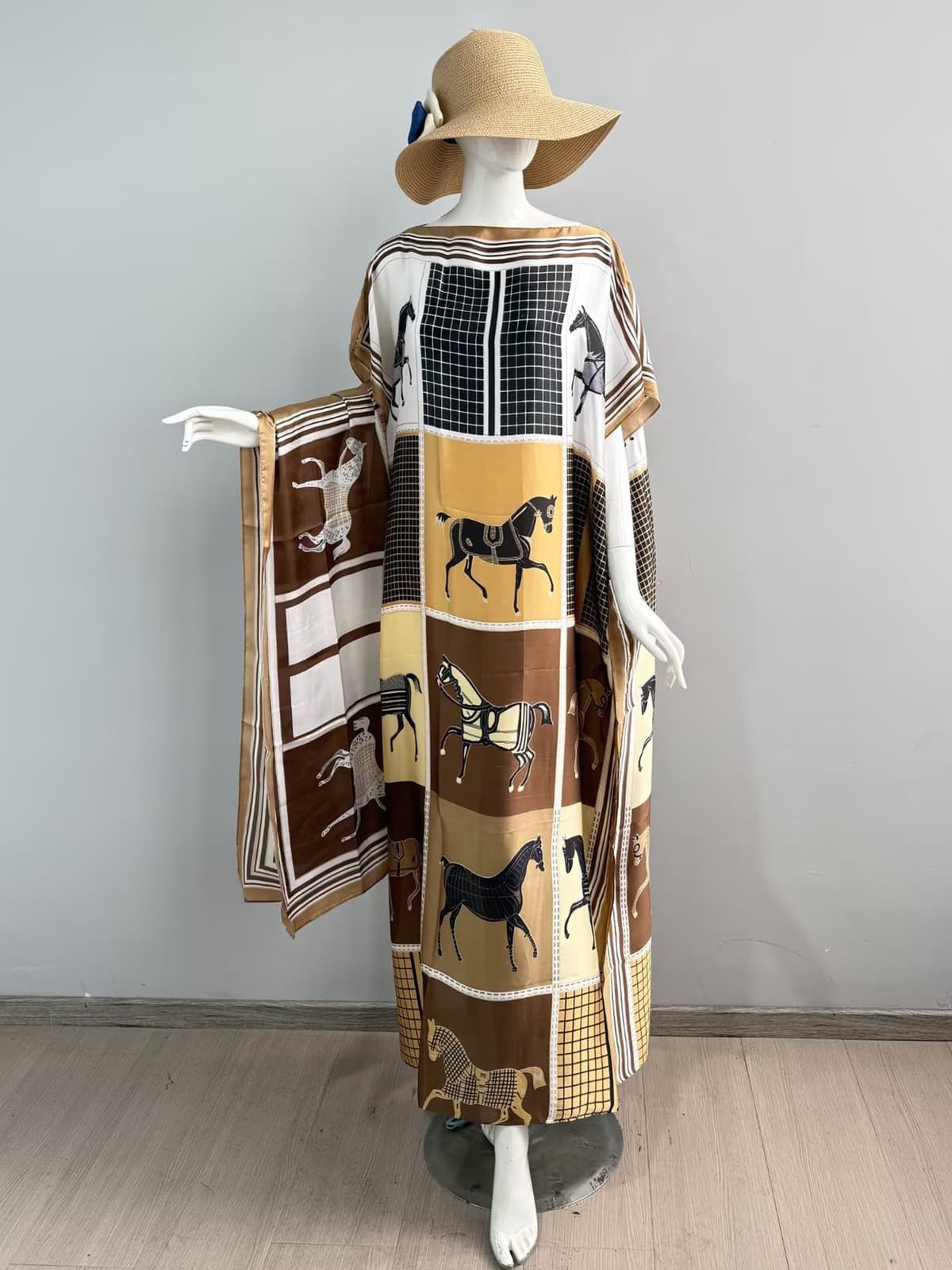 469 - three-stripe horse - chocolate brown