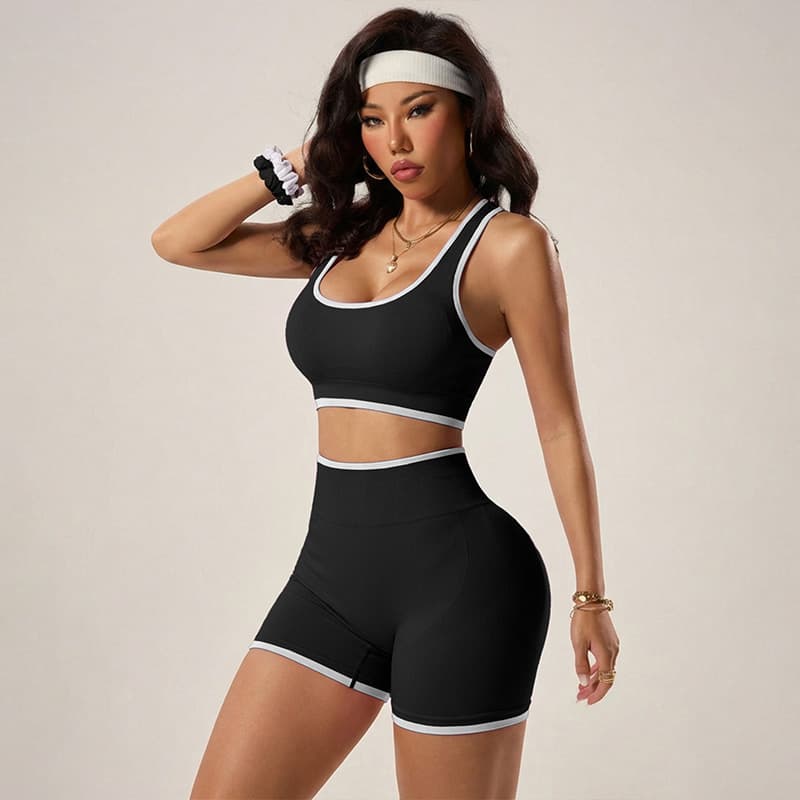 Black (top + shorts)
