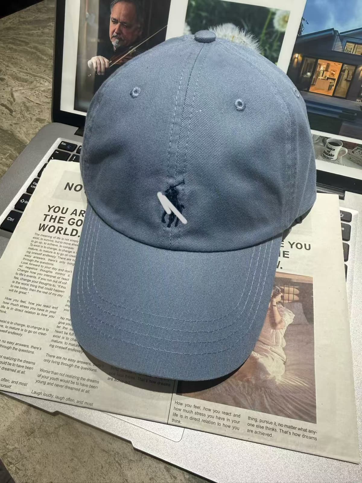 Haze blue and black label