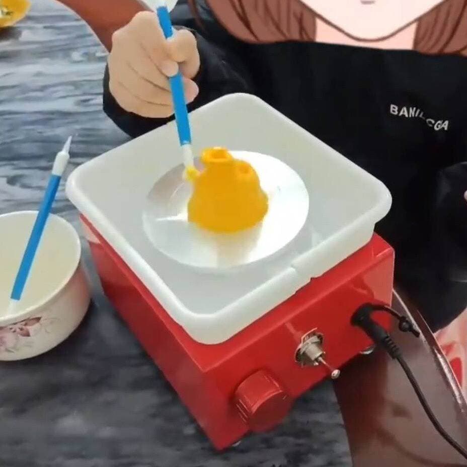 Mini embryo drawing machine children's teaching ceramic art machine fingertip desktop drawing machine clay machine clay hand-made embryo repairing 4