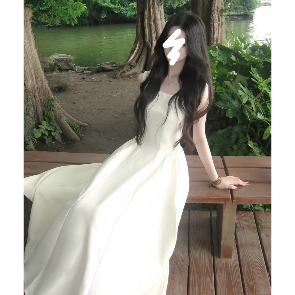 Apricot white [long suspender skirt]