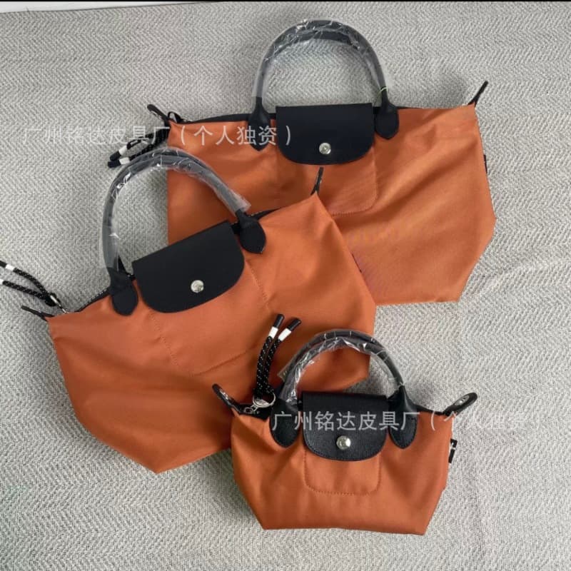 Pumpkin color