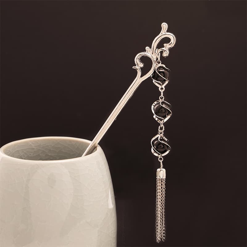 Silver three-bead pendant