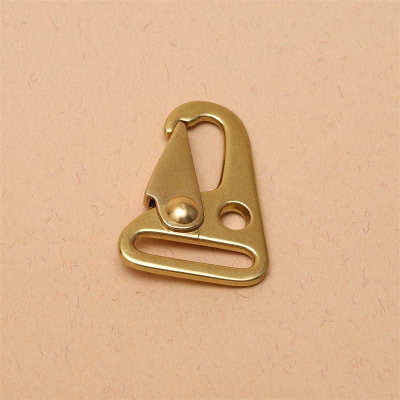 Factory spot pure copper outdoor carabiner travel bag computer bag Hawk hook key chain leather luggage hardware 2