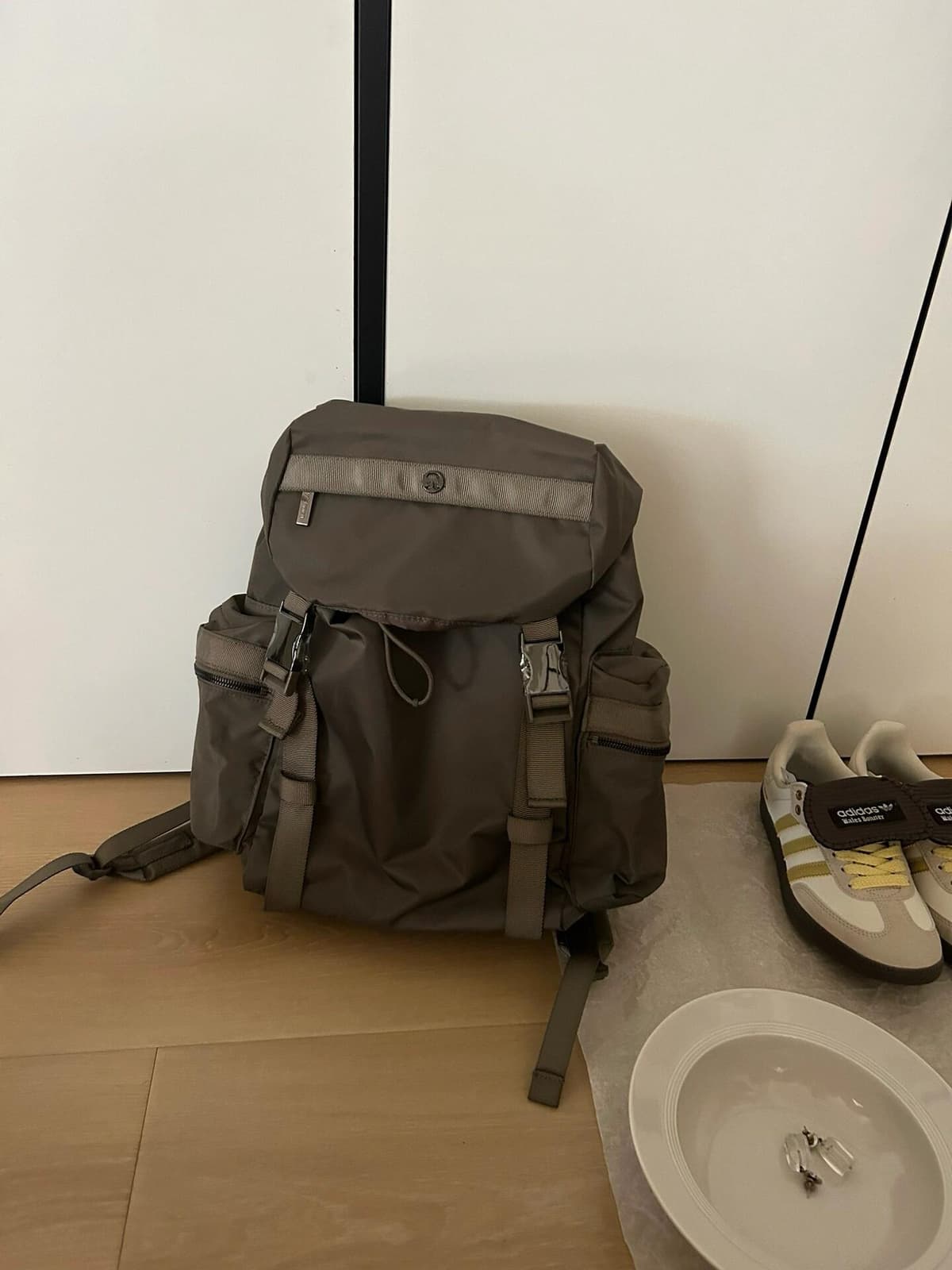 Nomadic gray 25l