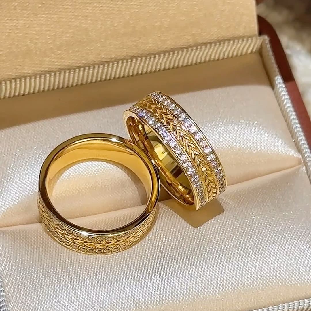 Wide wheat ear double row diamond ring