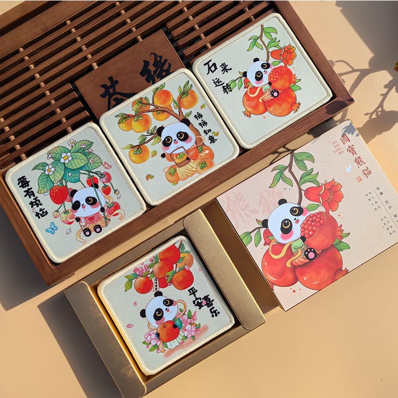 National treasure panda 4 pieces [gift box + gift bag + chinese and english]