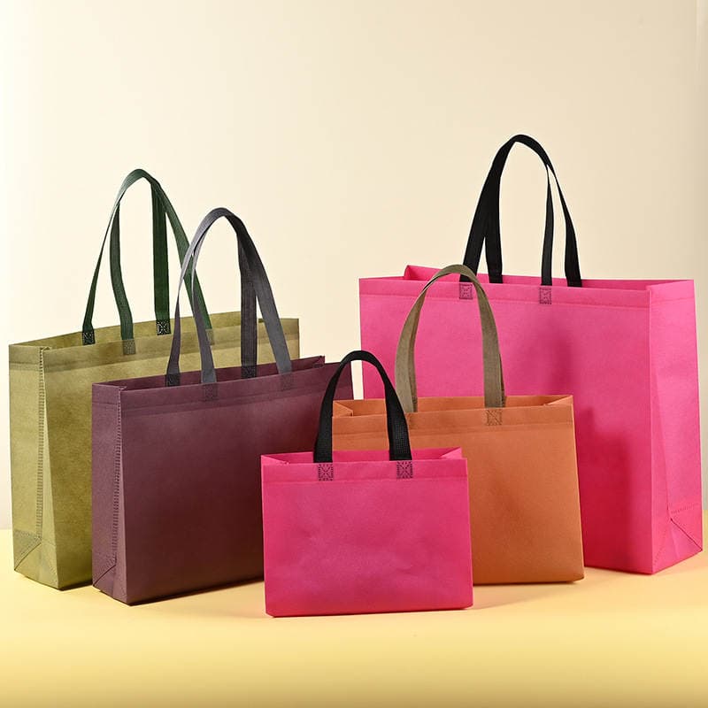 Customized Non-Woven Bags with Logo Printing, Wholesale Shopping Bags for Clothing Stores, Eco-Friendly Promotional Shopping Bags Wholesale 2