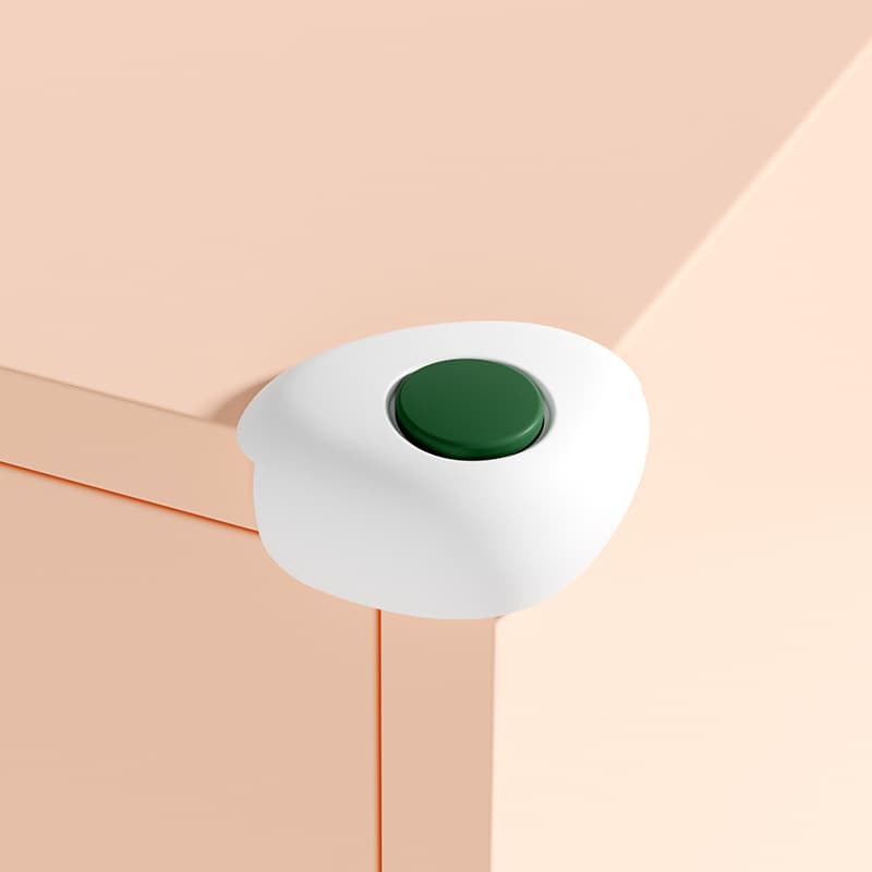Polka dot shell style white