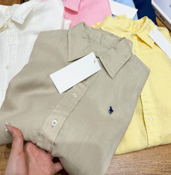 Khaki color
