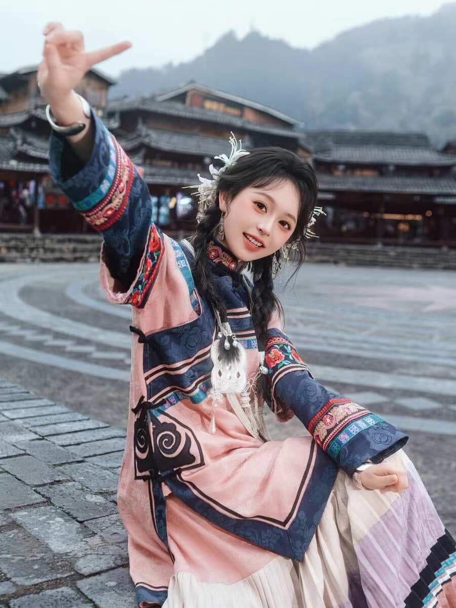 New Ethnic Minority Clothing, Liangshan Costumes, Yi Ethnic Clothing, Yunnan Torch Festival Travel Photography Photo Set 3