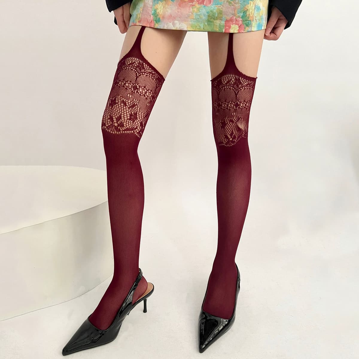 7585 wine red